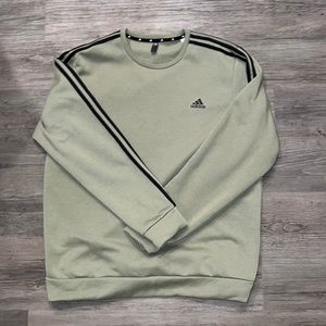 Green crewneck sweatshirt new condition